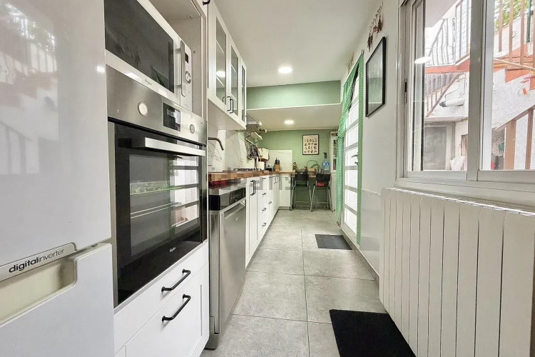 Casa independiente en Barrio Centre