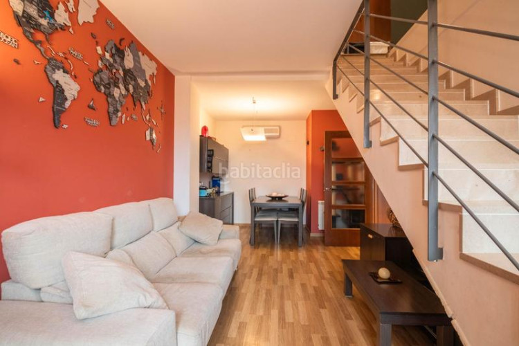Dúplex este fantástico dúplex de 91m² situado en la calle ample en Terrassa