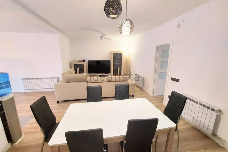 Chalet en Barrio Zona Esportiva