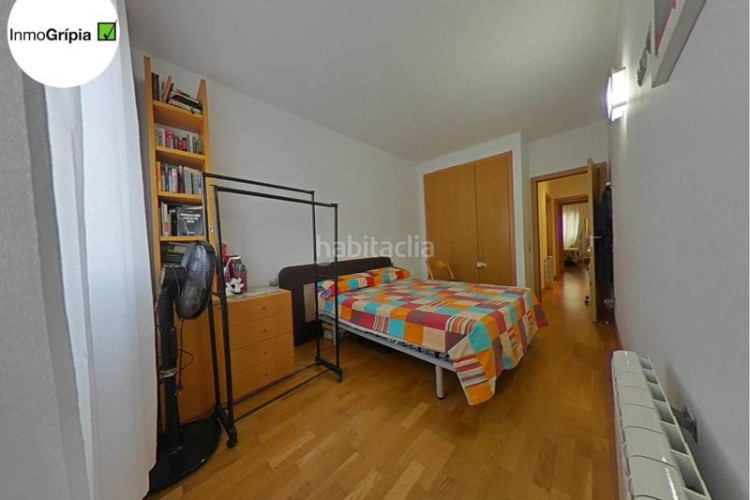 Piso  en venta en les arenescan montllorla grípia08227 en Terrassa
