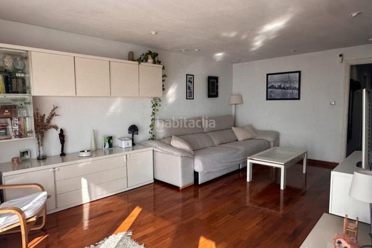 Piso  a la venta en avenida santa eulalia, ! en Terrassa