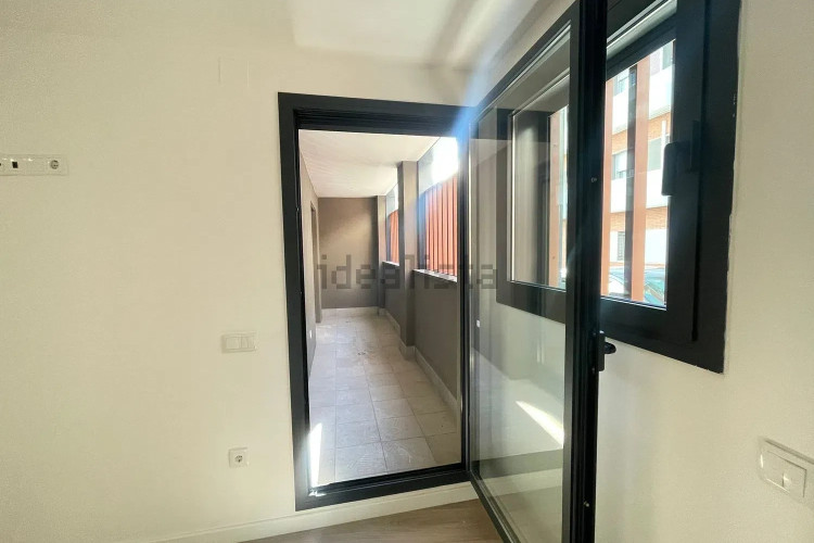 Piso en calle Transversal, 181
