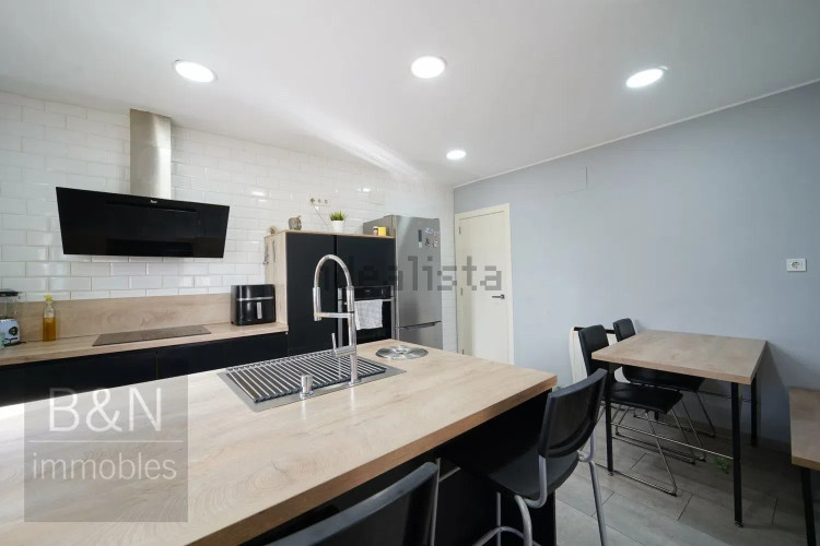 Casa independiente en Barrio Les Martines