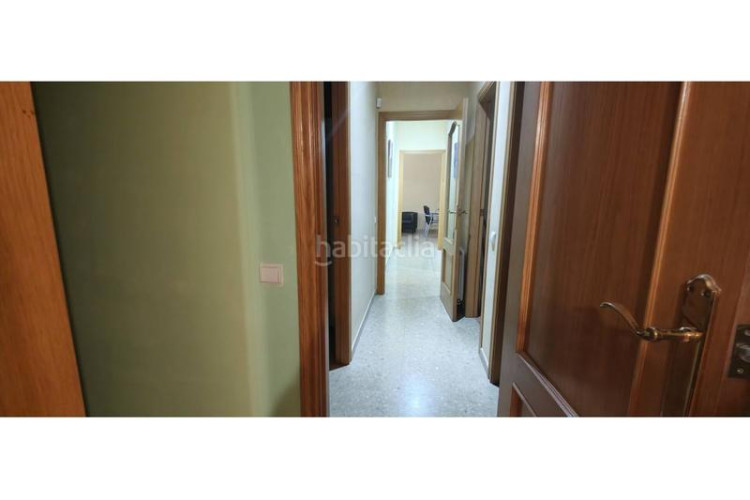 Piso  de 3 habitaciones con parking en Plaça Catalunya - Escola Industrial Terrassa