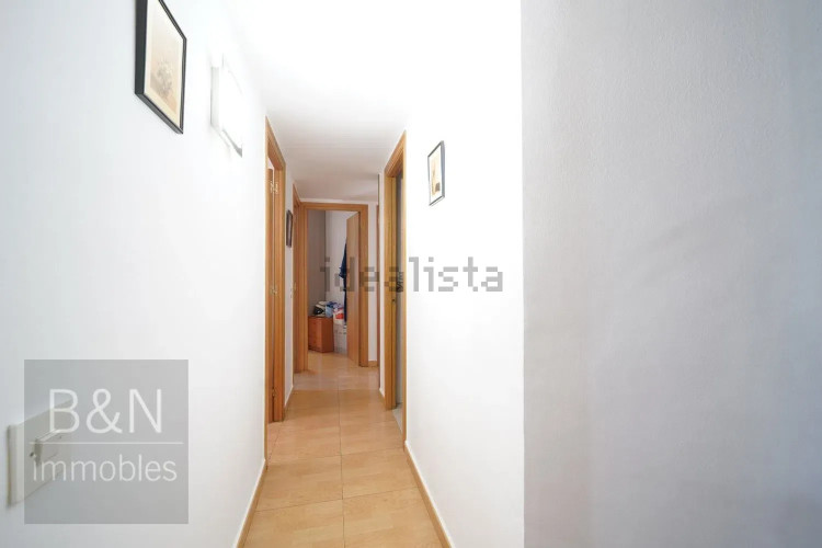 Amplia vivienda de ensueño en una ubicación privilegiada con 4 dormitorios y patio interior