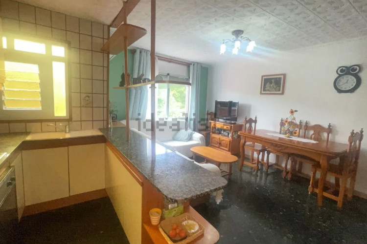 Casa independiente en carretera de Rellinars