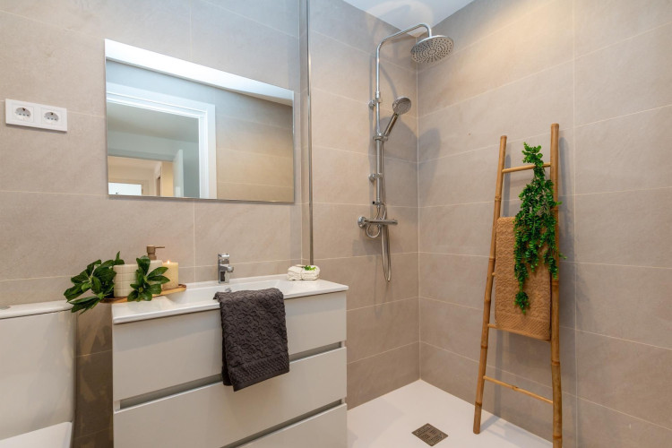 Catalunya, 74, Sant Pere