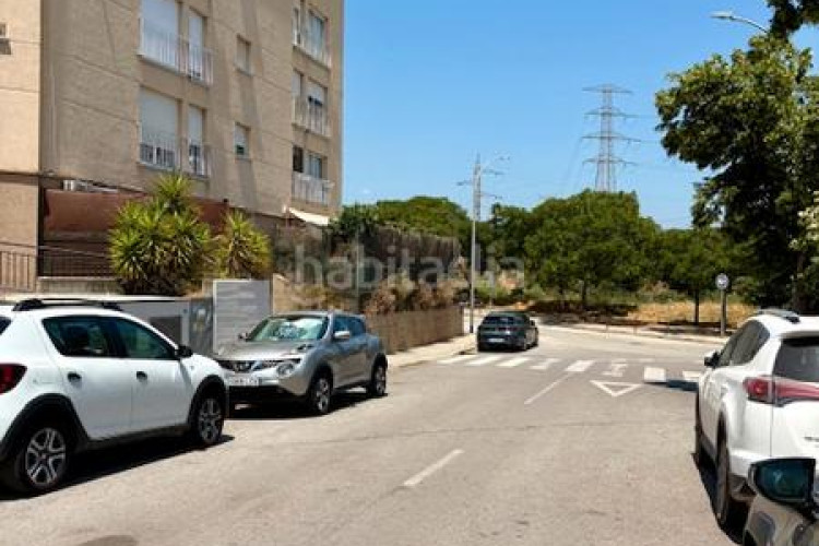 Piso  en venta en Les Arenes - La Grípia - Can Montllor Terrassa