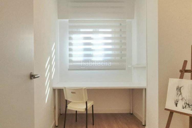 Piso de 4 hab reformat a estrenar al carrer prat de la riba tocant jacquard en Terrassa