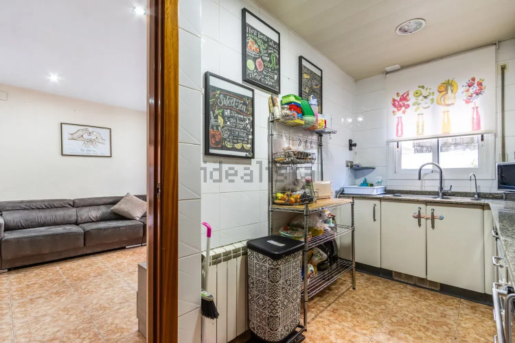 Piso en Barrio Les Arenes