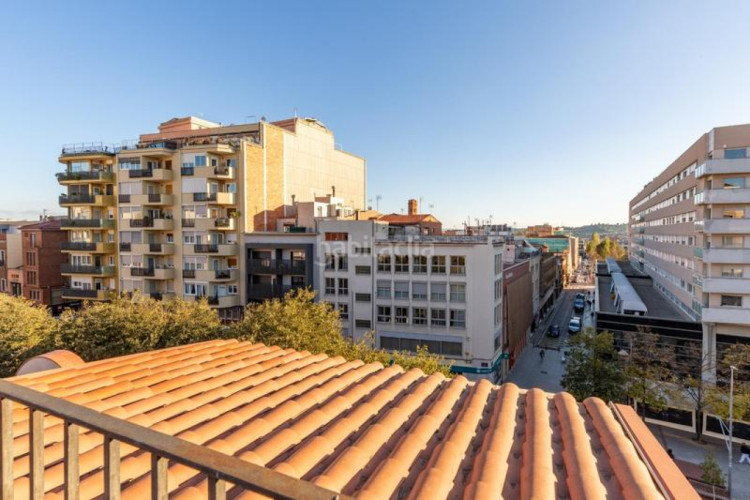 Ático en plaza anselm clavé 5 joia modernista única i irrepetible en Terrassa