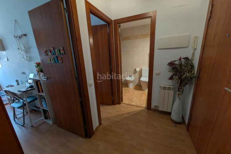 Piso zona de Egara. soleado piso de 2habs. + 1lav. en Terrassa