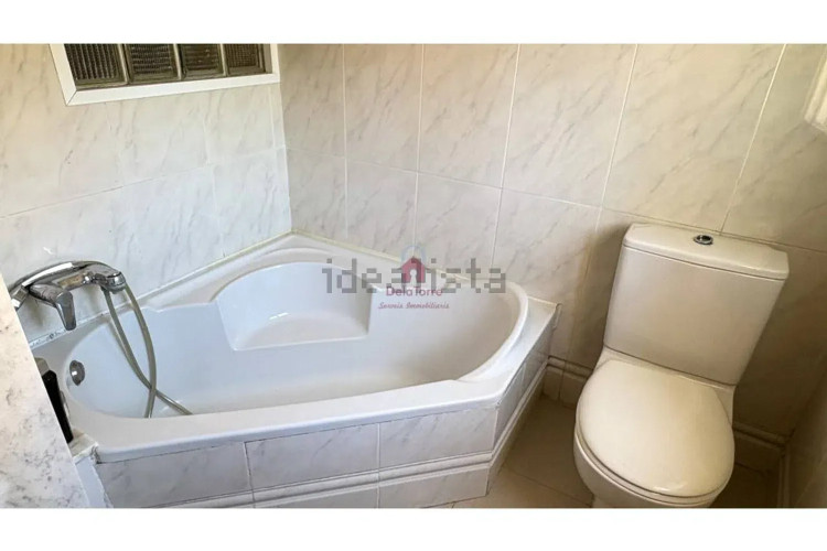 Chalet en calle de Josep Trueta