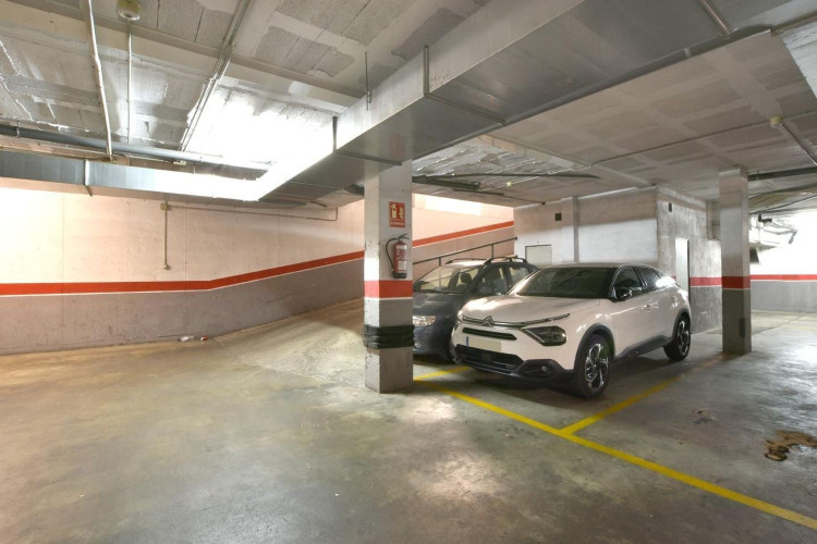 Calle de Sevilla, Egara