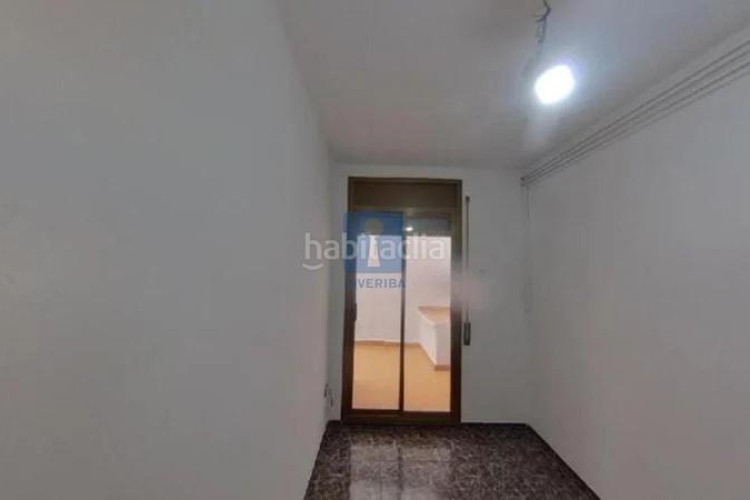 Piso inmueble ilegalmente okupado situado en la calle felip ii, 22, 11, , barcelona en Terrassa