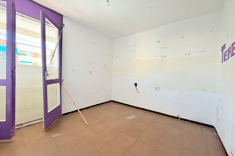 Vallparadu00EDs - Antic Poble de Sant Pere