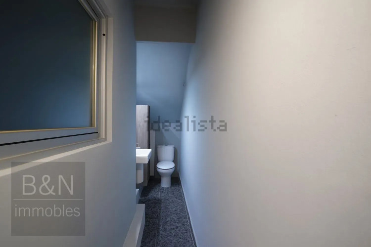 Una planta baja con alma de hogar y dos terrazas que te invitan a disfrutar de la vida