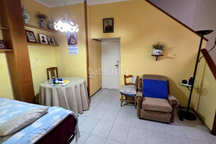 Casa  cantonera, ideal para 2 familias en Ca n'Anglada Terrassa