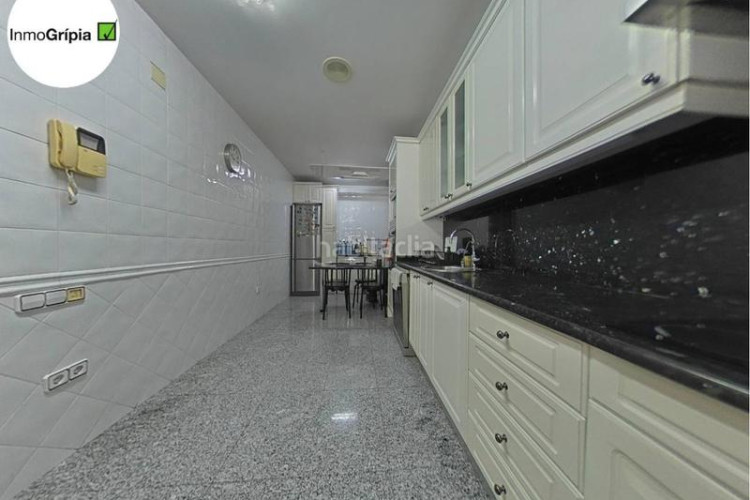 Casa  en venta en les arenescan montllorla grípia08227 en Terrassa