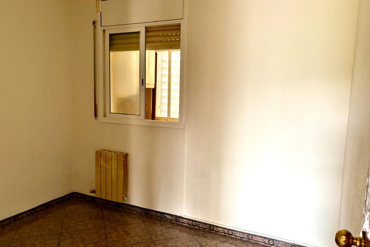 Carrer del Besu00F2s, Les Arenes - La Gru00EDpia  Can Montllor