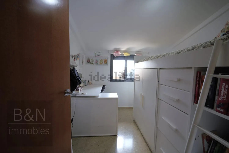 DÚPLEX EN EXCLUSIVA CON TERRAZA PRIVADA Y PLAZA DE GARAJE – UN HOGAR PARA VIVIRLO