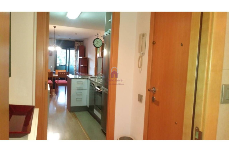 Poetesa Capara, Sant Pere Nord