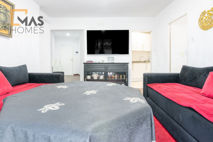 Carrer u010FEdison, La Cogullada