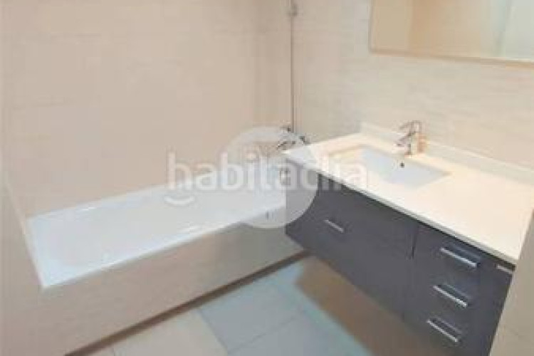 Piso espectacular piso de 113 m con gran balcón en zona olímpica en Terrassa