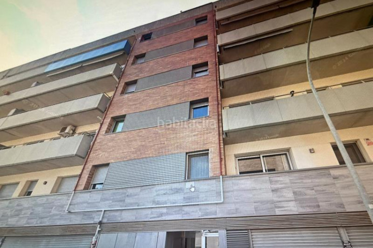 Piso en carrer de sant lluís 137 oportunidad para inversores: piso en Roc Blanc, en Terrassa