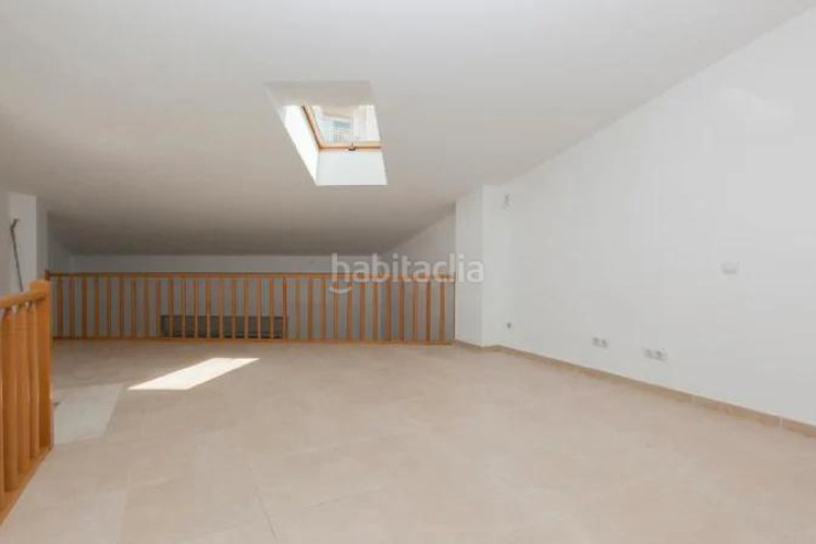 Piso errassa (barcelona). "okupado" (no se puede visitar ni hipotecar). en Terrassa