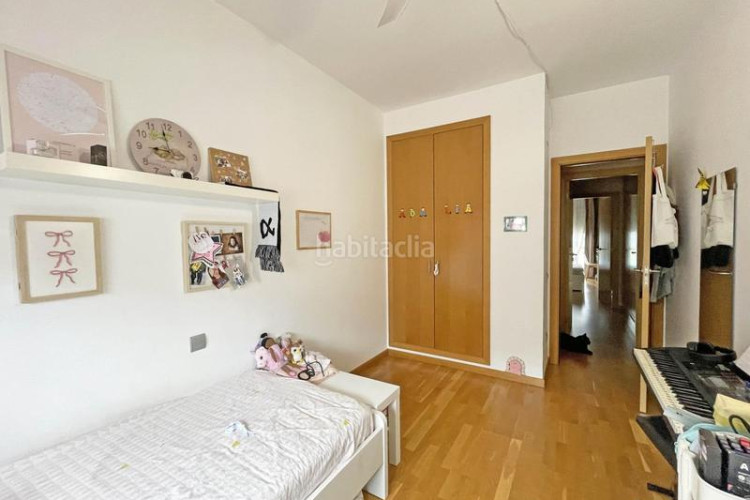 Piso  en venta en las arenasla grípia con plaza de párking y zona comunitaria en Terrassa