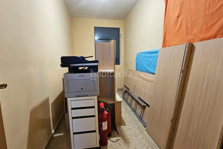 Planta baja en carrer de ricardo caro 31 exclusiva vivienda seminueva con parquing en Terrassa