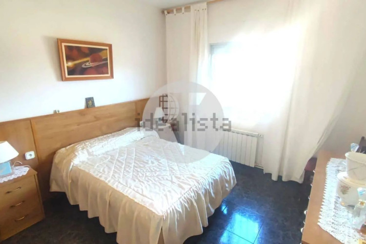 Casa independiente en calle del Camerun