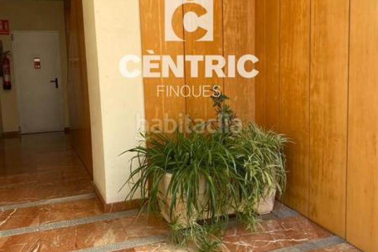 Piso  de 2 habitaciones para invertir en Segle XX Terrassa