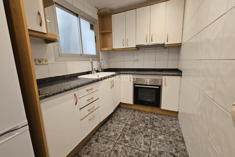 Piso amplio piso muy soleado en La Maurina Terrassa