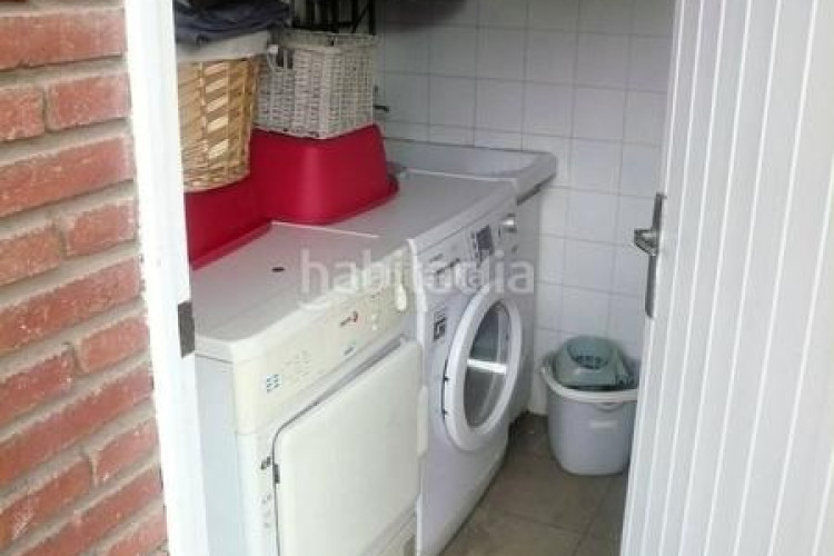 Casa gran casa cantonera en Ca n'Aurell Terrassa