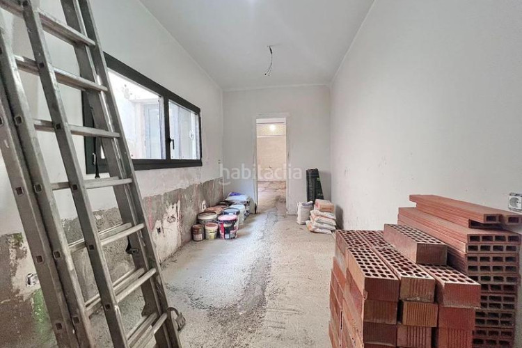 Casa junto a rambla de egara en Segle XX Terrassa