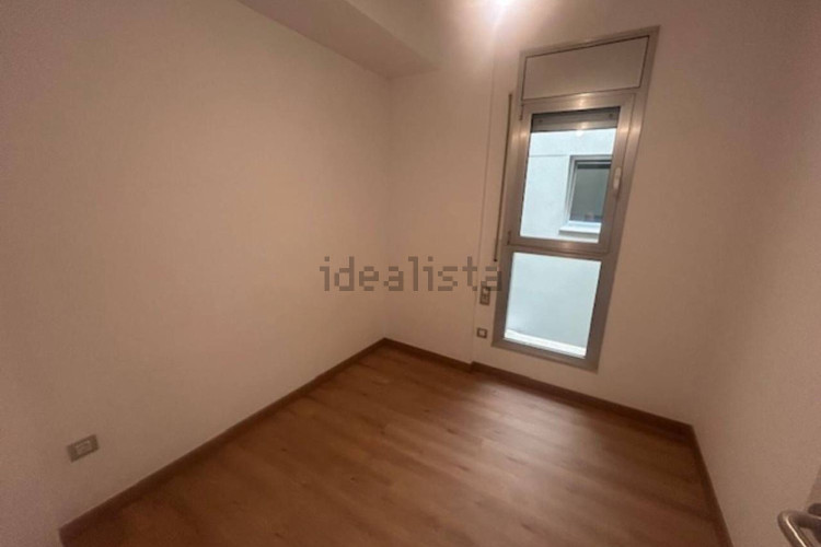 Piso en venta en Carretera de Rellinars
