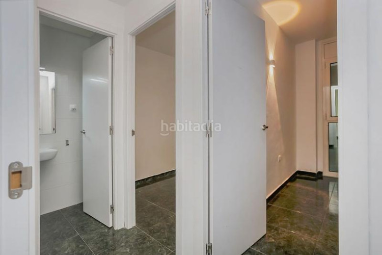 Piso  . muy bien ubicada en Zona Esportiva Terrassa
