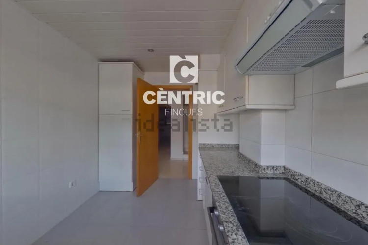 Piso en calle de Francisco de Vitòria