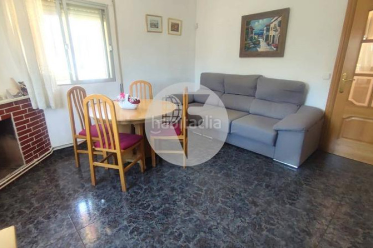 Casa encantadora casa independiente en Can Parellada, perfecta para dos familias en Terrassa