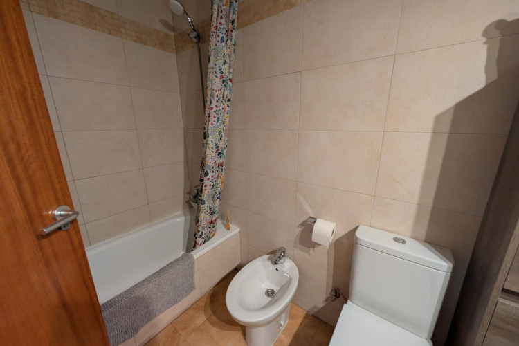 Carrer D'Almeru00EDa, Egara