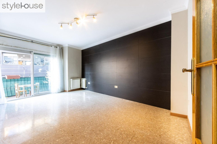 Terrassa - Carrer autonomia, Sant Pere