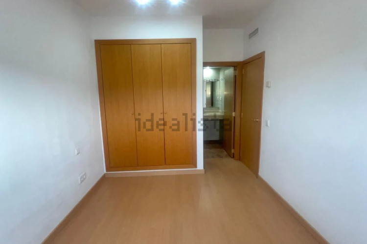 Piso en avenida de la Lacetània, 58