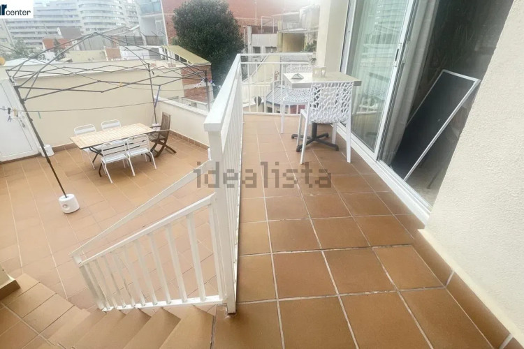 Piso en plaza del Mestre Serrat