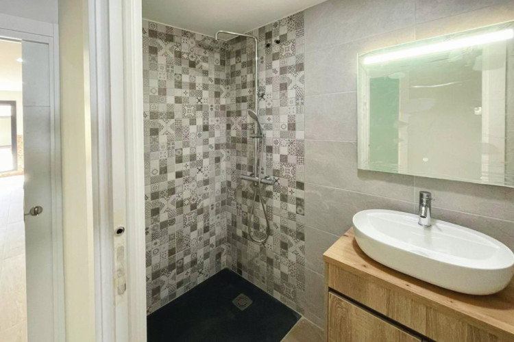 Carrer de l'Infant Martu00ED, Ca n'Aurell