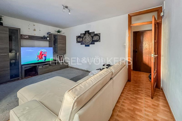 Apartamento oportunidad solo inversores, excelente rentabilidad, piso alquilado en Terrassa