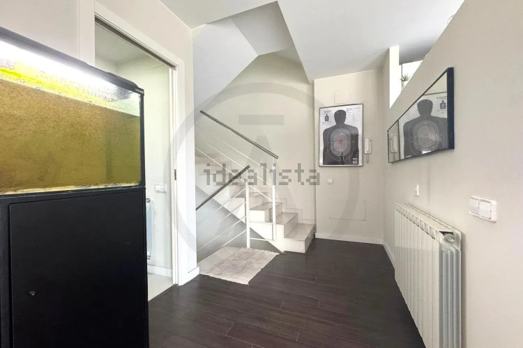 Chalet adosado en calle de Cervera