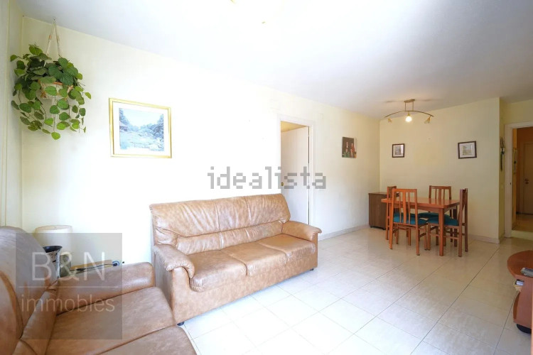 Piso en Barrio Les Arenes