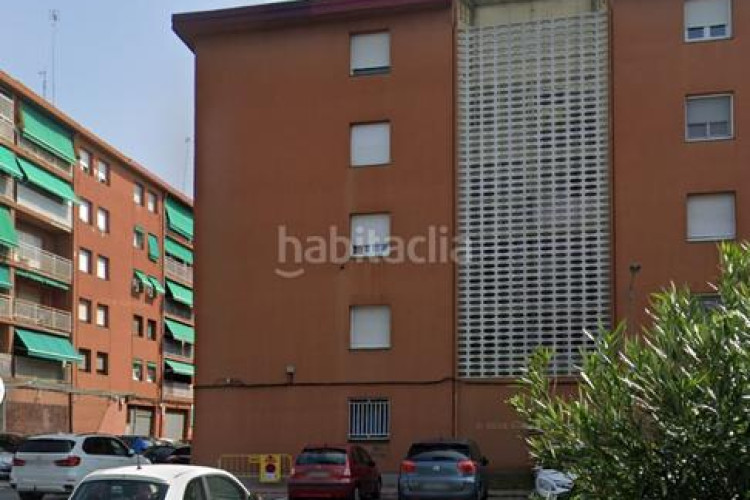 Piso bajos de 3 hab en venta en Can Parellada Terrassa
